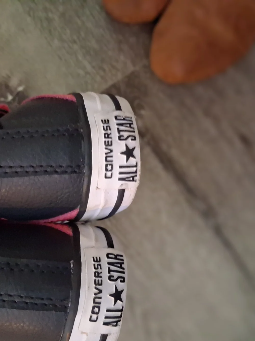 Kids High-Top Convetse Lace-Up Sneakers in Pink
